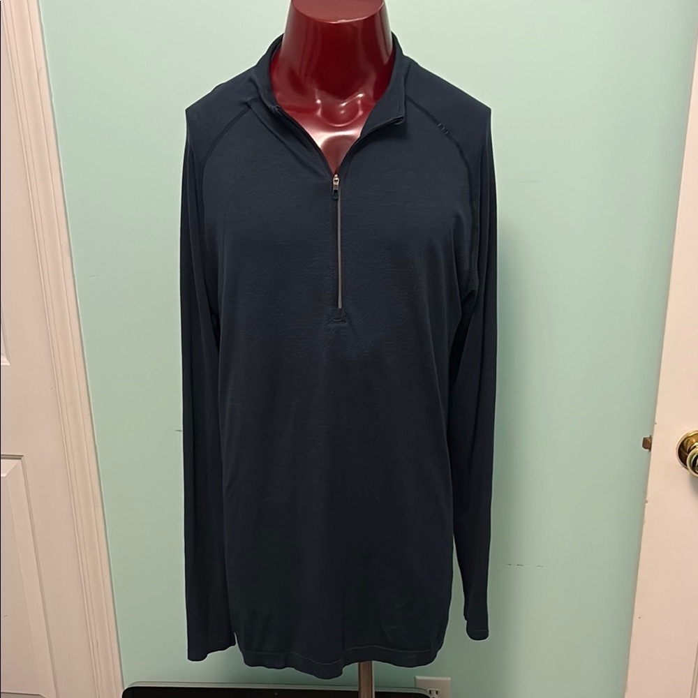 Lululemon Men's Dark Blue Quarter-Zip Pullover